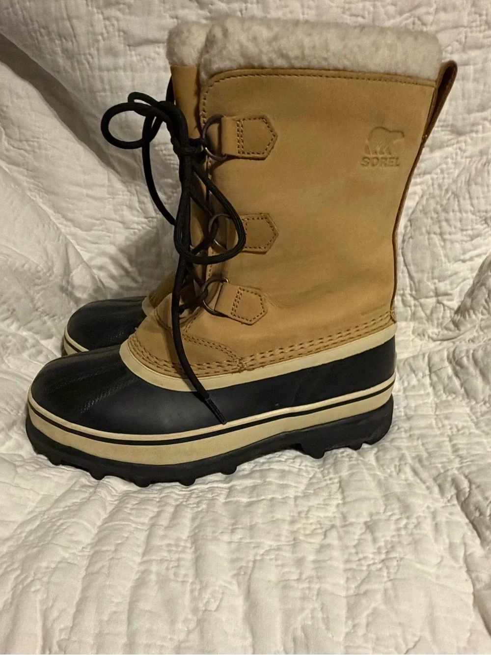 Sorel Caribou Waterproof, Insulated Winter Boots Size 7 men’s/ 8 1/2 women’s